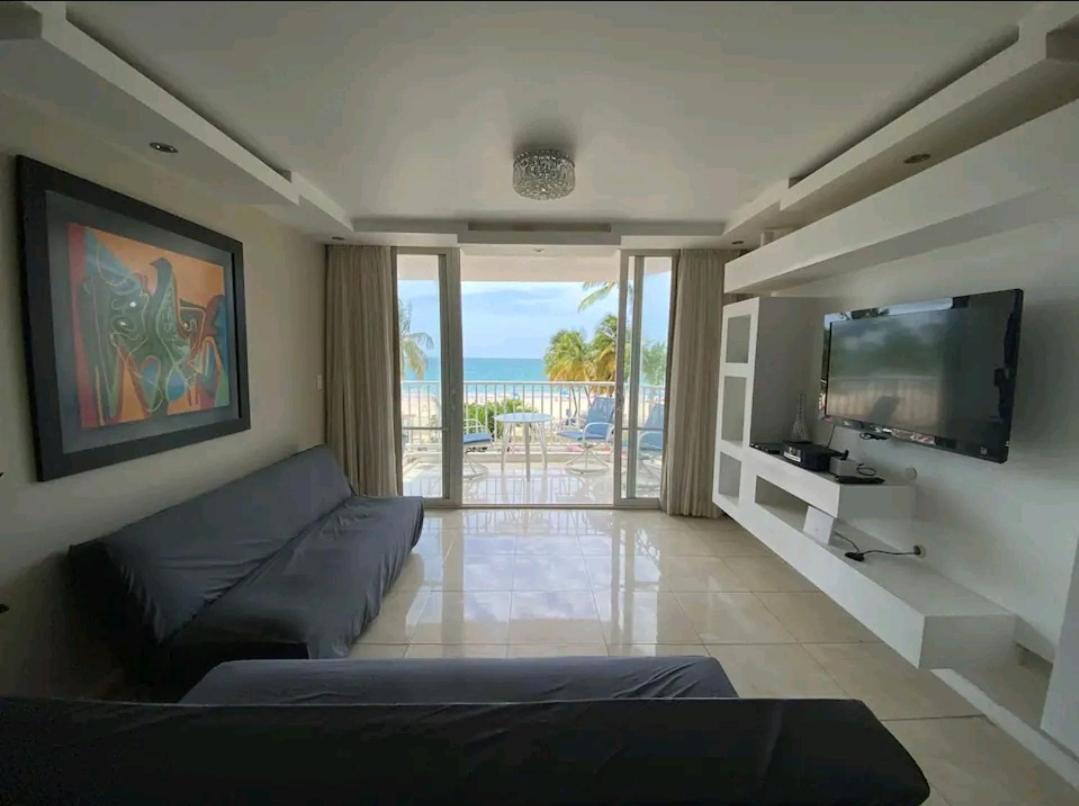 Beach Apartments At Marbella Del Caribe San Juan Extérieur photo